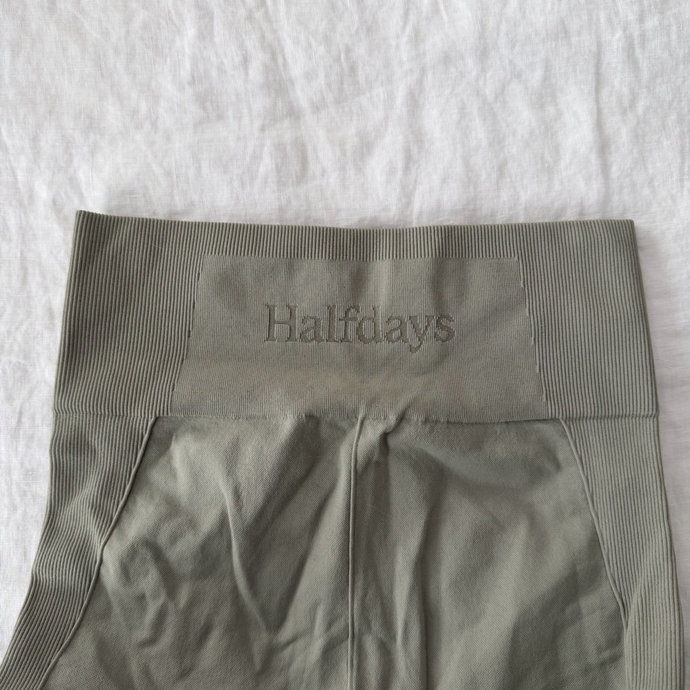 Halfdays Seamless Base Layer Set Mint - image 3